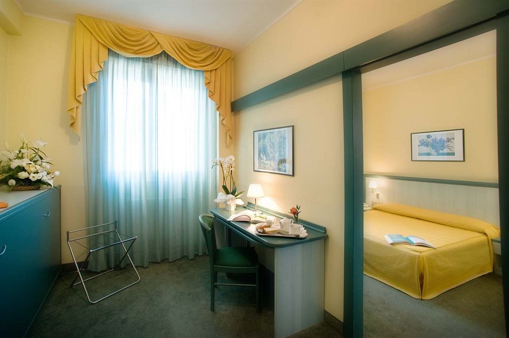 Hotel Europa Alessandria Exterior photo